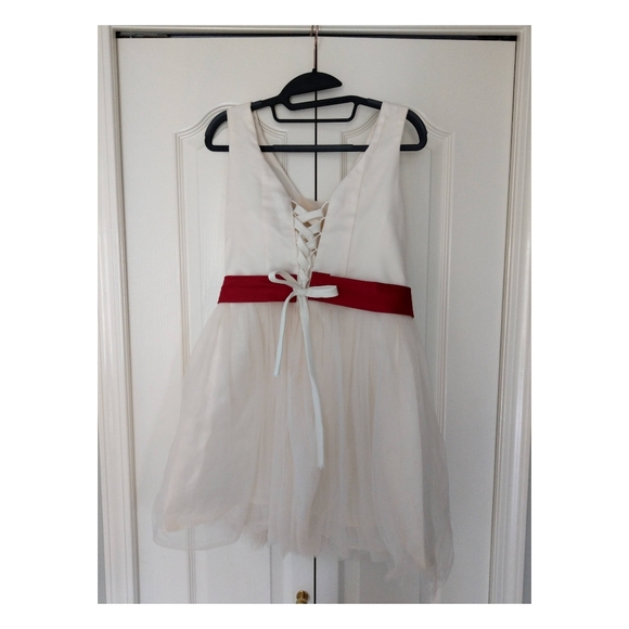 Bride's Maid/Prom Dress - Picture 3 of 4